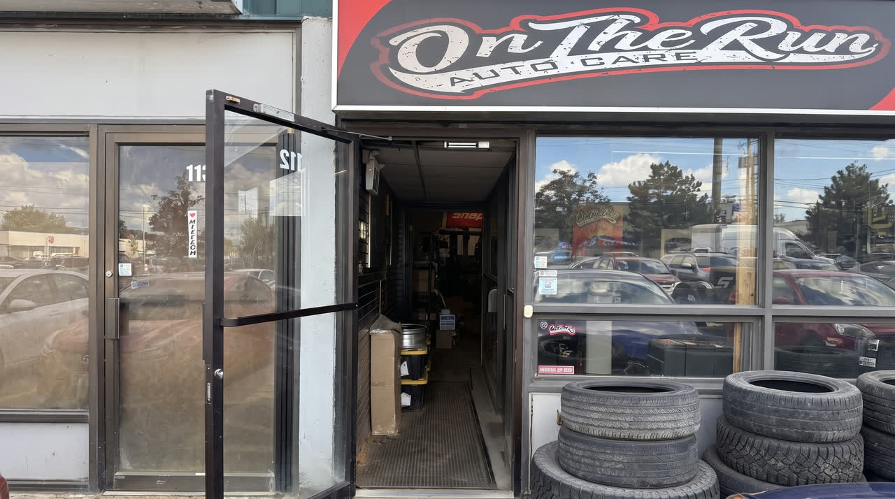 The entrance to On The Run Auto Care at 2535 Blackwell Street, Suite 12